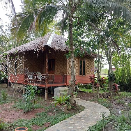Ban Ban Bangalow Koh Jum Buitenkant foto