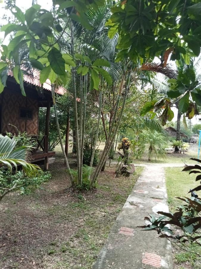Ban Ban Bangalow Koh Jum Buitenkant foto