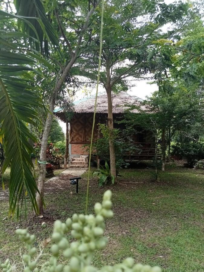 Ban Ban Bangalow Koh Jum Buitenkant foto