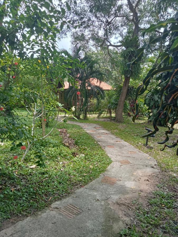 Ban Ban Bangalow Koh Jum Buitenkant foto