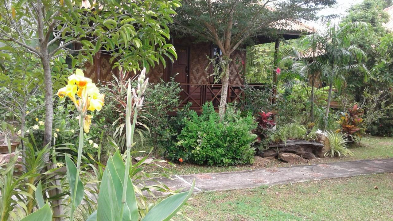 Ban Ban Bangalow Koh Jum Buitenkant foto