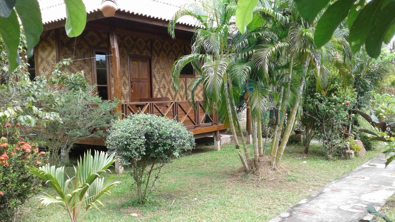 Ban Ban Bangalow Koh Jum Buitenkant foto